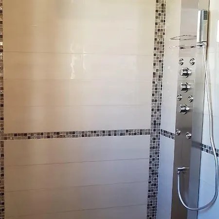 度假居 Les Bruyeres 索特维尔鲁昂